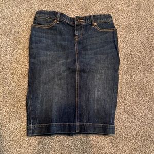 Super cute Banana Republic denim pencil mini